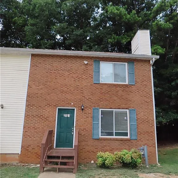 5581 Windwood Rd — Photo 2