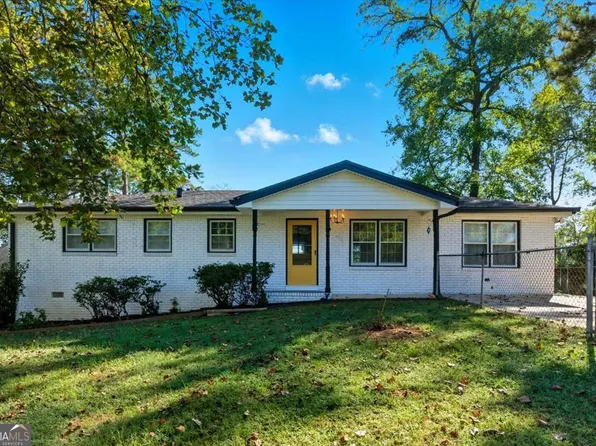 7144 Carolyn Cir, Lithia Springs, GA 30122