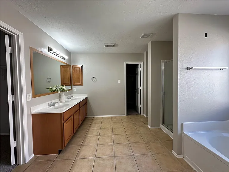 1126 Desert Willow Ln — Photo 17