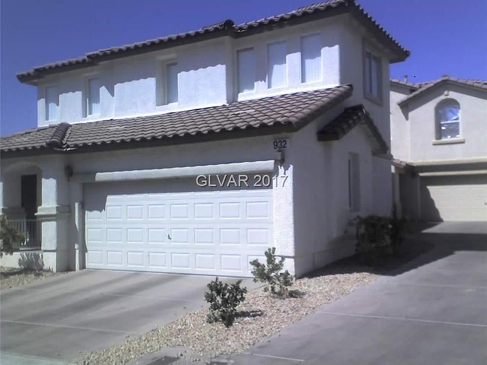 2nd image of 932 Coronado Peak Ave