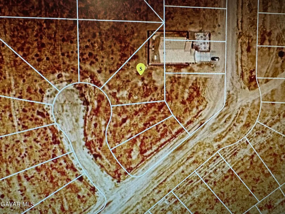 2nd image of Charles Ct