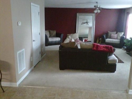 3rd image of 831 Hannah Ct