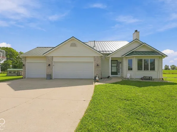 9009 Hamilton Rd, Yoder, IN 46798