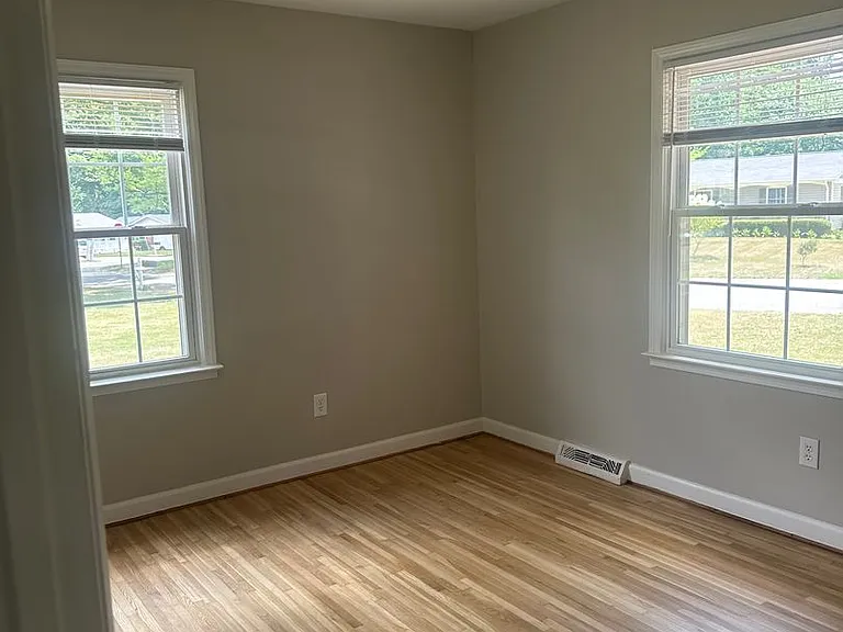 413 Milburn Ct — Photo 10