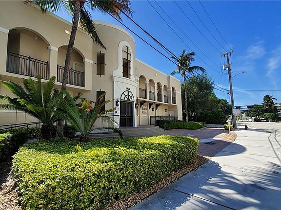 2nd image of 2001 N Ocean Boulevard #1002S