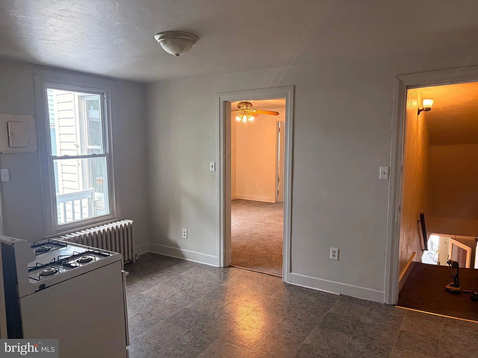 1 bed, 2320 sqft, $950 — Photo 2