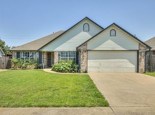 11117 E 118th St N, Collinsville, OK 74021