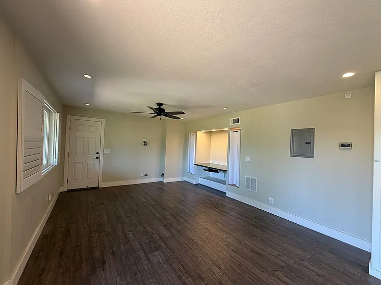 1220 Monte Vista Ct #B — Photo 15