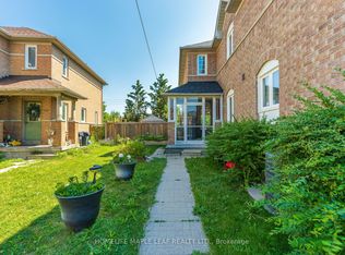 43 Morningmist St, Brampton, ON L6R2A6