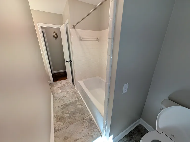 103 Abingdon Cir — Photo 13