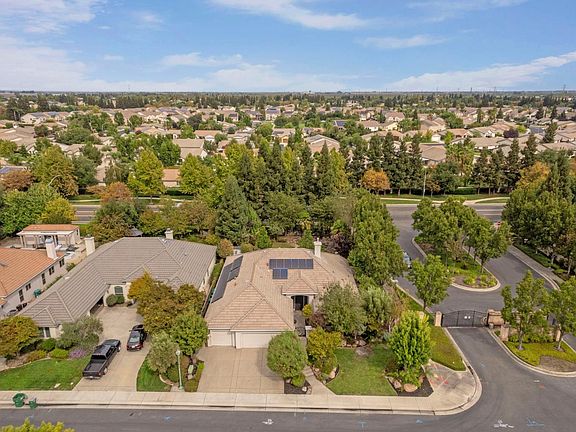2nd image of 5409 Pasadena Dr