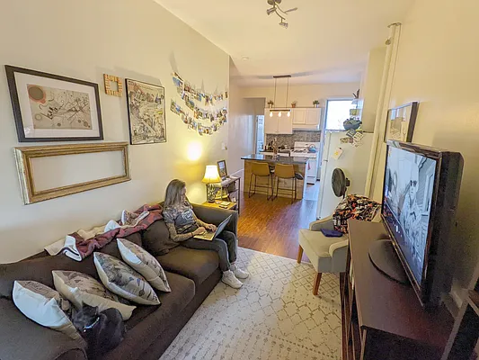 Rented by Stareal Group LLC | media 16