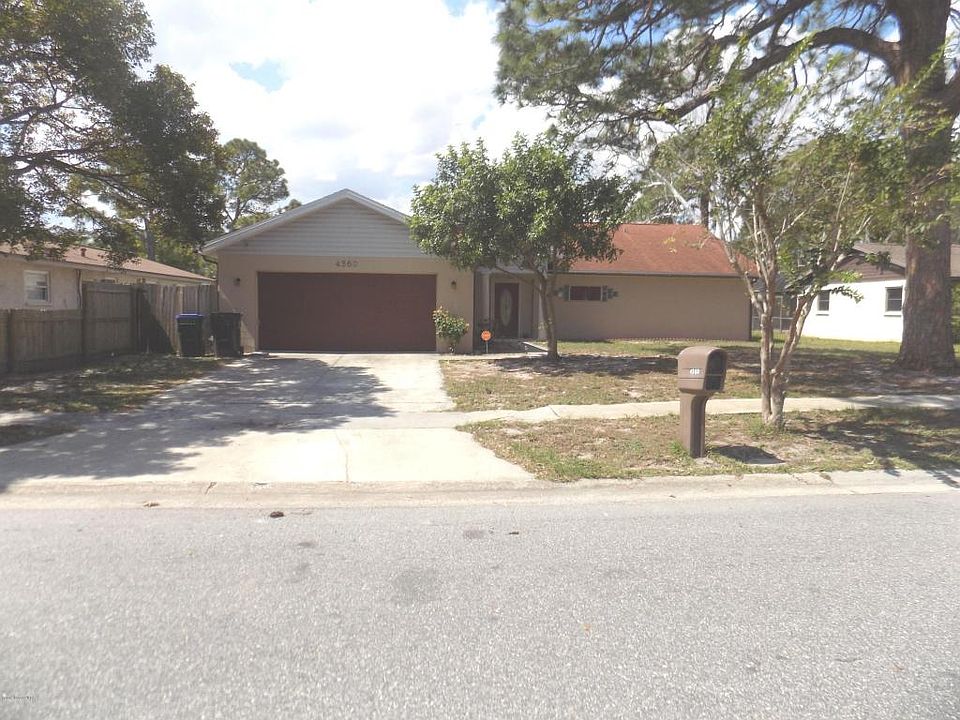 1st image of 4560 Camelot Dr