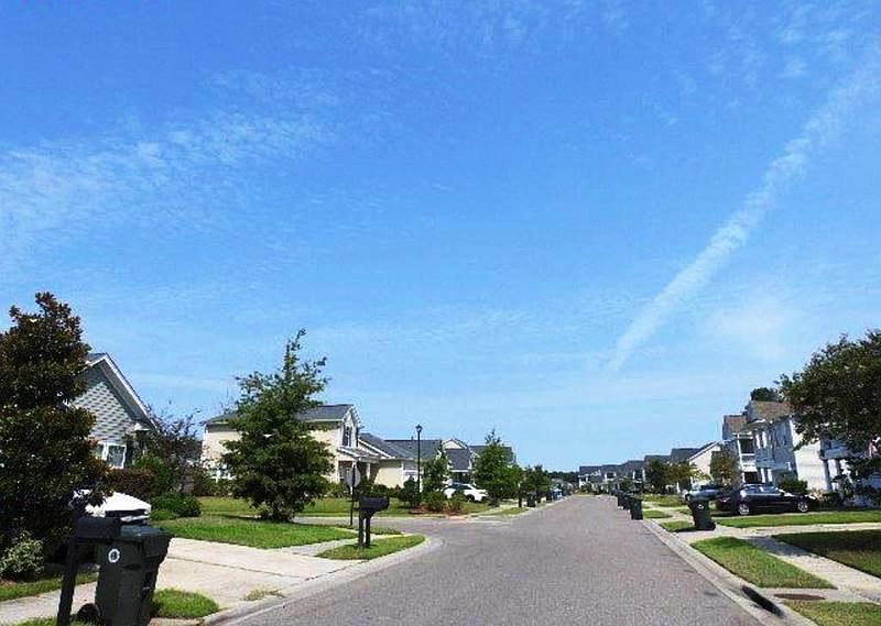 2nd image of 504 Crossland Dr