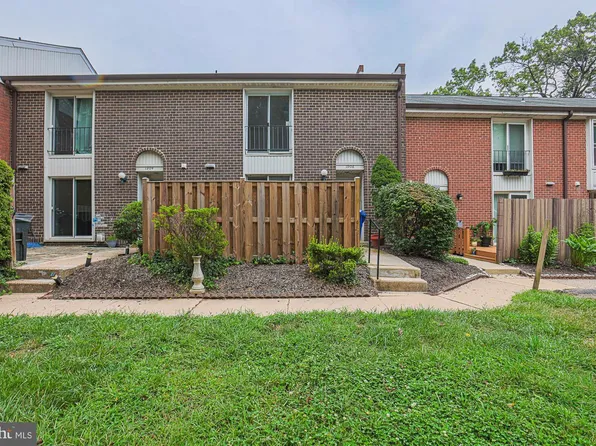 1906 Greenhaven Dr, Baltimore, MD 21209