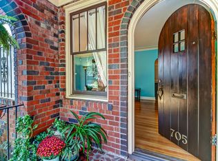 705 E 56th St, Savannah, GA 31405