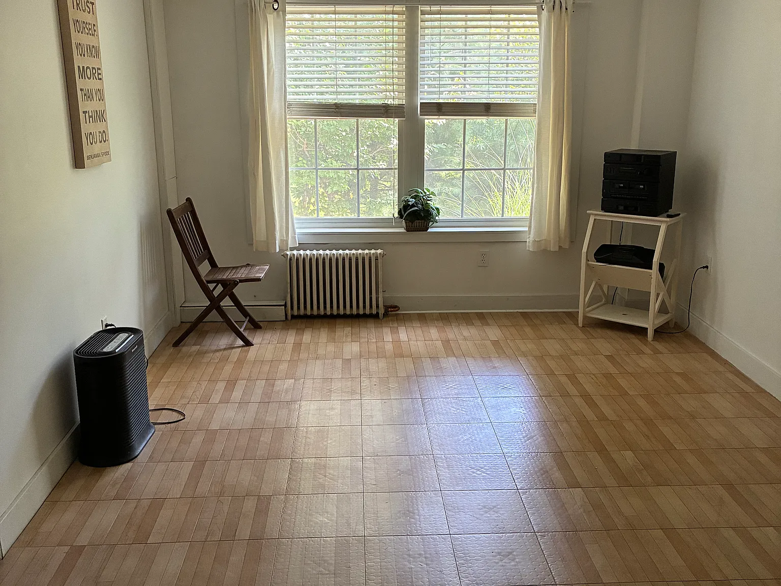 Studio, 350 sqft, $800 — Photo 4