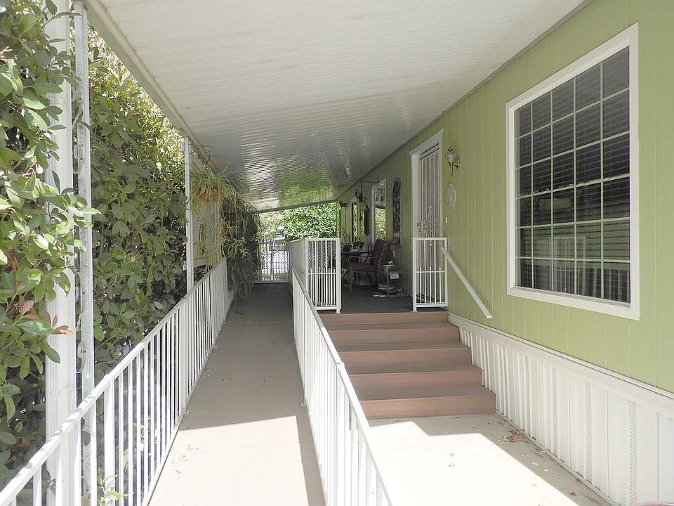ADA compliant front entrance