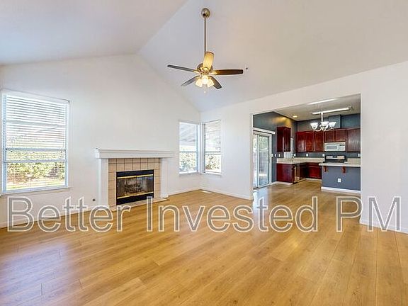 2nd image of 430 Merlot Dr