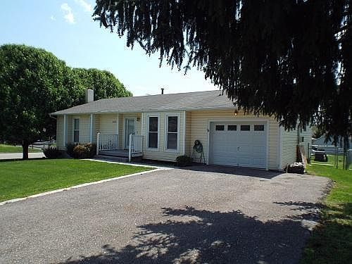 1st image of 3302 Meadowrun Dr NE