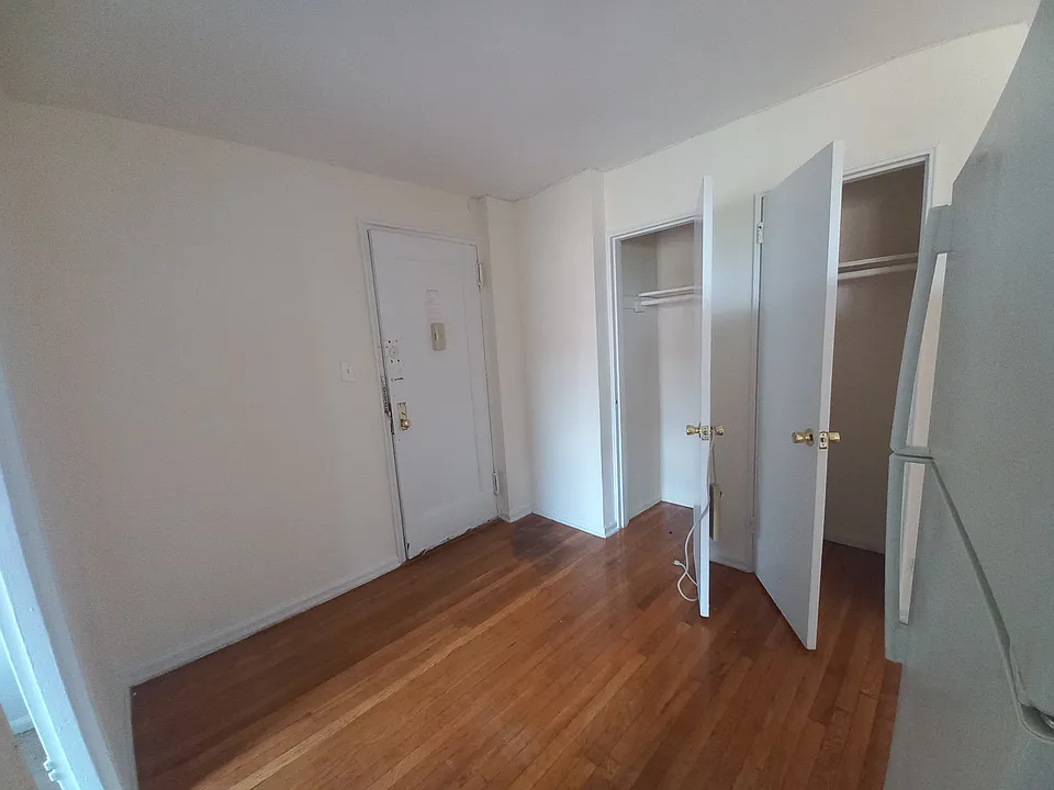147-36 Hoover Ave #2