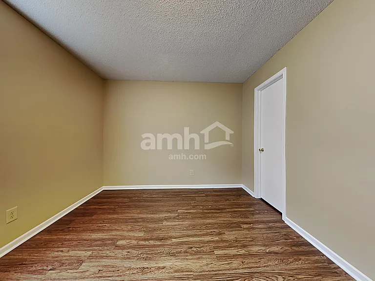 786 Hickory Pine Dr — Photo 17