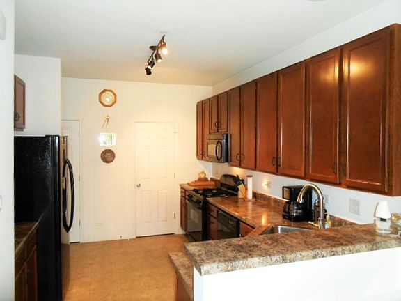 3rd image of 578 S Jade Ln