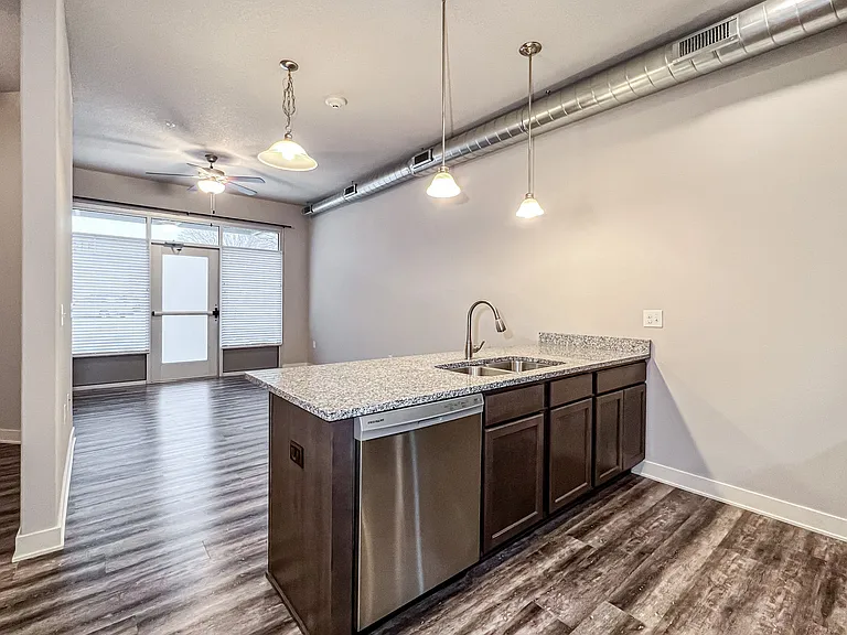Uptown Lofts — Photo 10