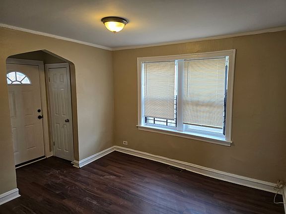 2nd image of 5700 S Wolcott Ave