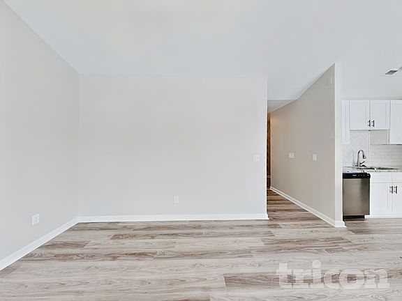 3rd image of 3871 Range Crest Ct