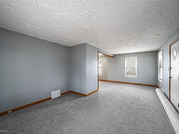 3rd image of 132 Heights Ave