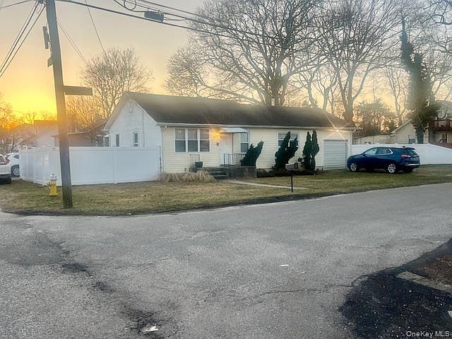 1st image of 62 Moriches Drive