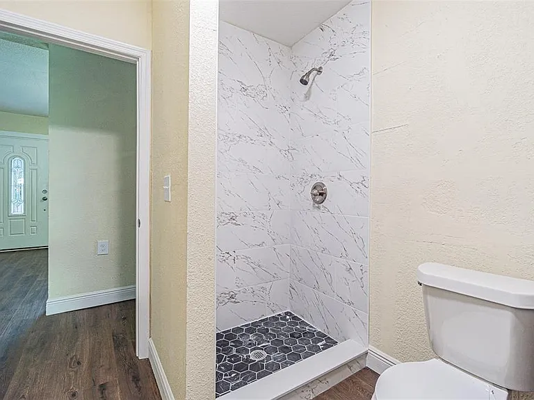 505 E Virginia Ave — Photo 18
