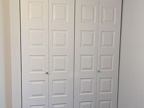 5th image of 715 S Sheridan Ave #2