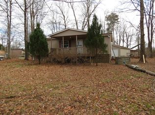 2590 Egypt Rdg, Spencer, WV 25276