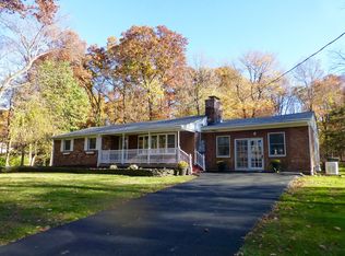 3 Sandt Ln, Long Valley, NJ 07853