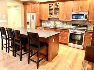 518 E 6th St Unit 2, South Boston, MA 02127