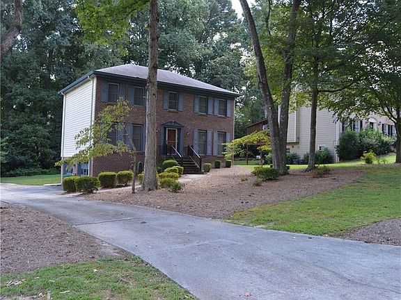 2nd image of 4944 Williamsport Dr