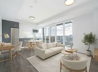 2525 Bathurst St #1111, Toronto, ON M6B 2Y9