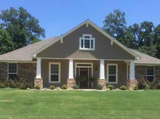6914 Woodmere Ct, Texarkana, TX 75503