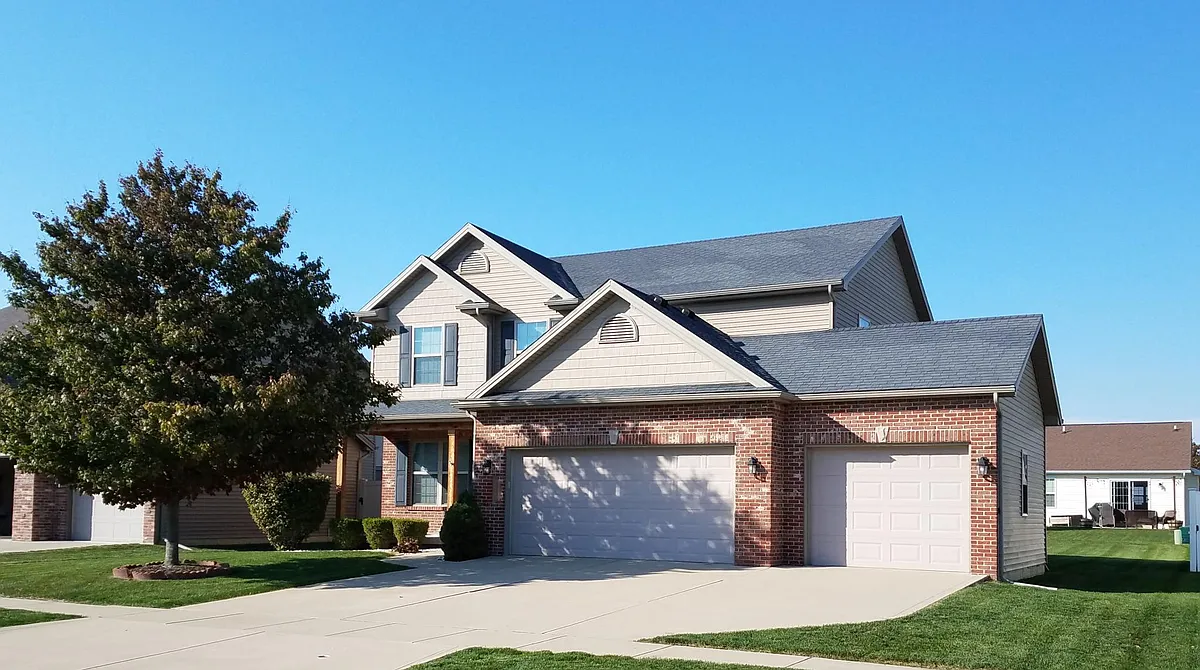 Building Photo - Dry Sage Cir