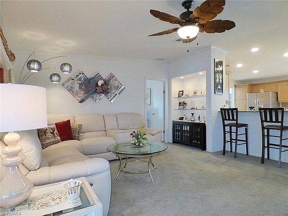 4th image of 864 Lacosta Ln