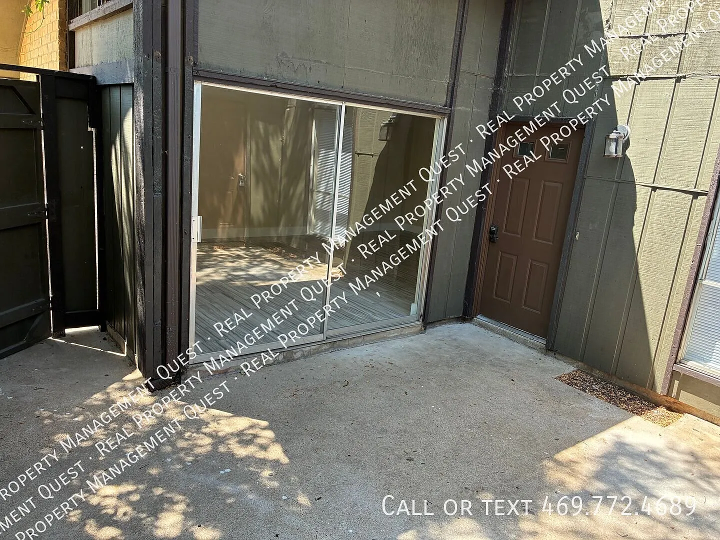 2 bed, 1046 sqft, $1,590 — Photo 2