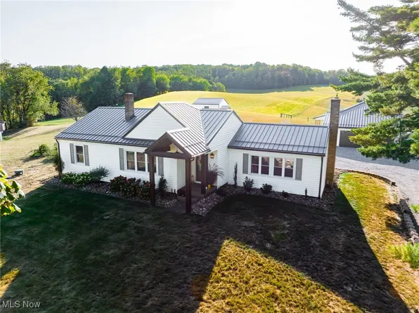 7500 Central Rd NW, Strasburg, OH 44680