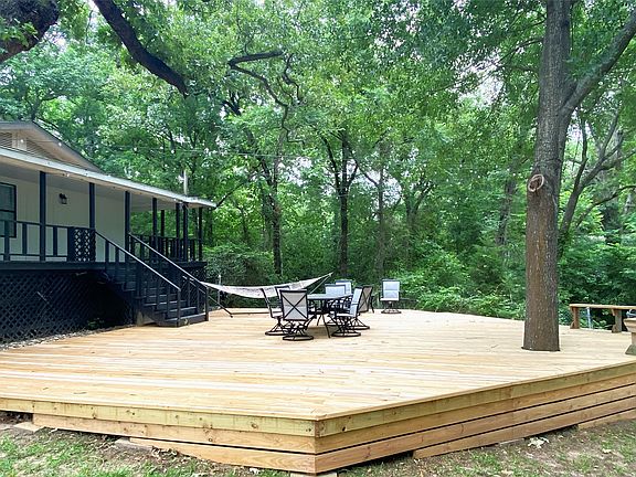 2nd image of 184 Beachwood Dr