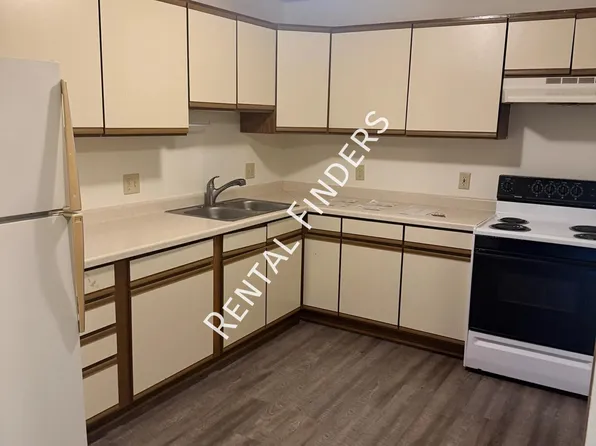 1101 Connie Rd #3, Baraboo, WI 53913