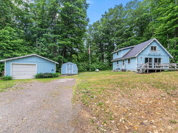 3429 Havenwood Dr, Johannesburg, MI 49751