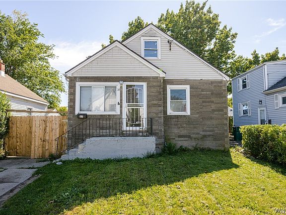 2nd image of 27 Hewitt Ave