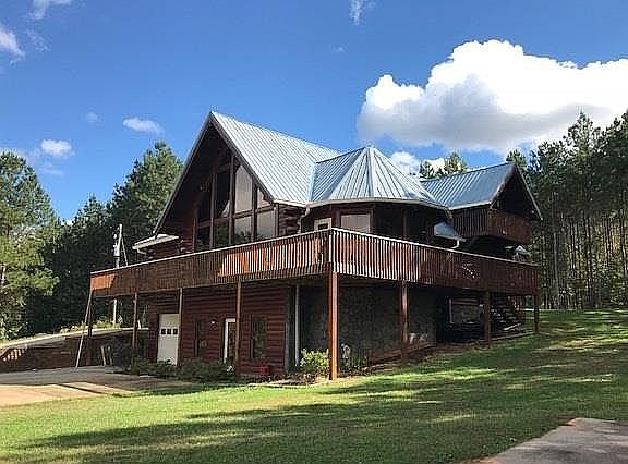 Cabin corner view