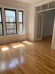 Rented by M.Grossman R.E. Management